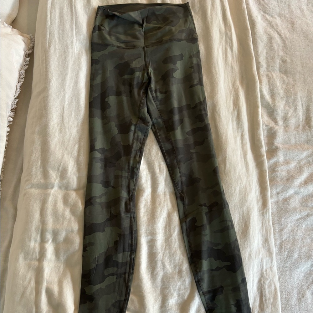 Camo lululemon leggings